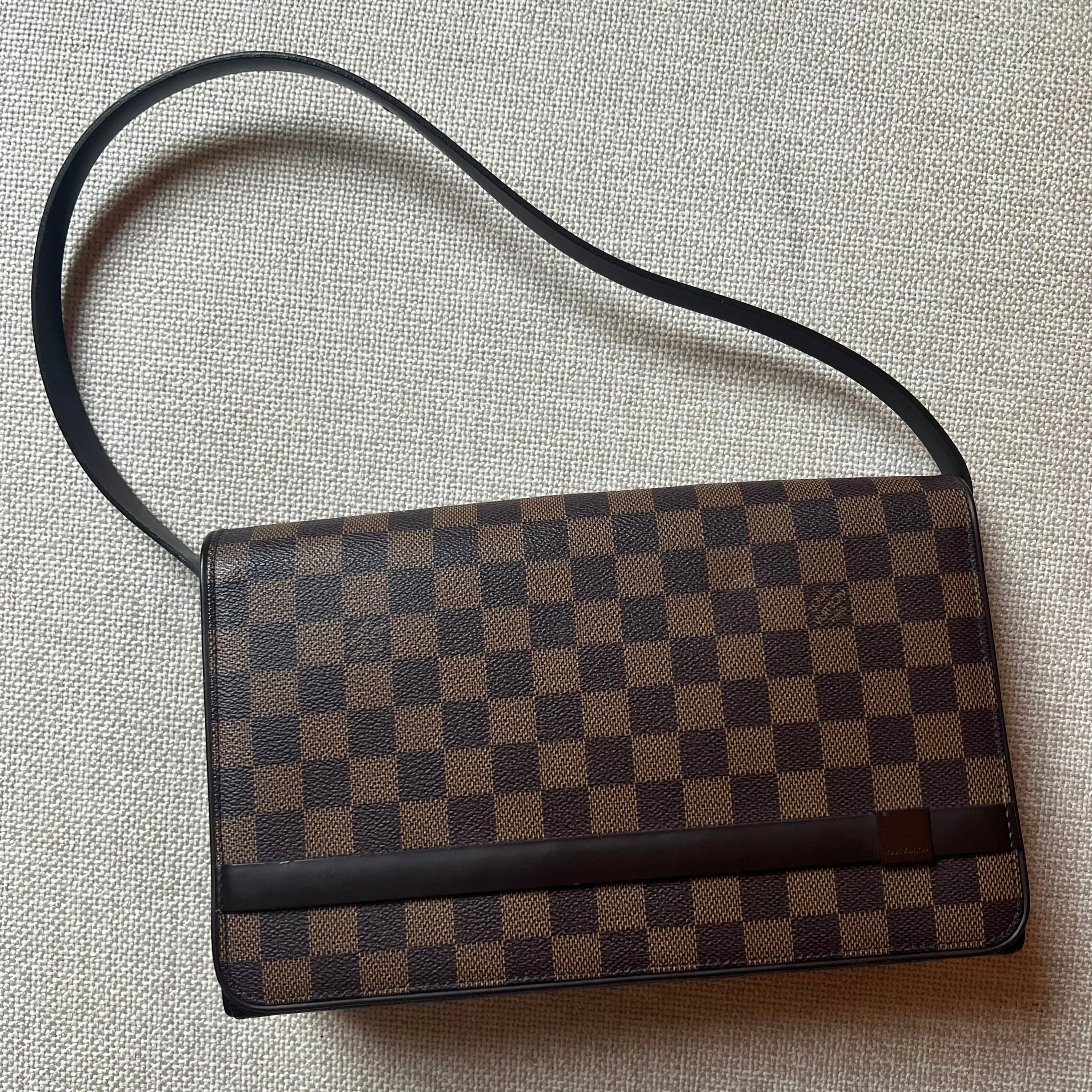 Louis Vuitton Tribecca Long Damier Ebene