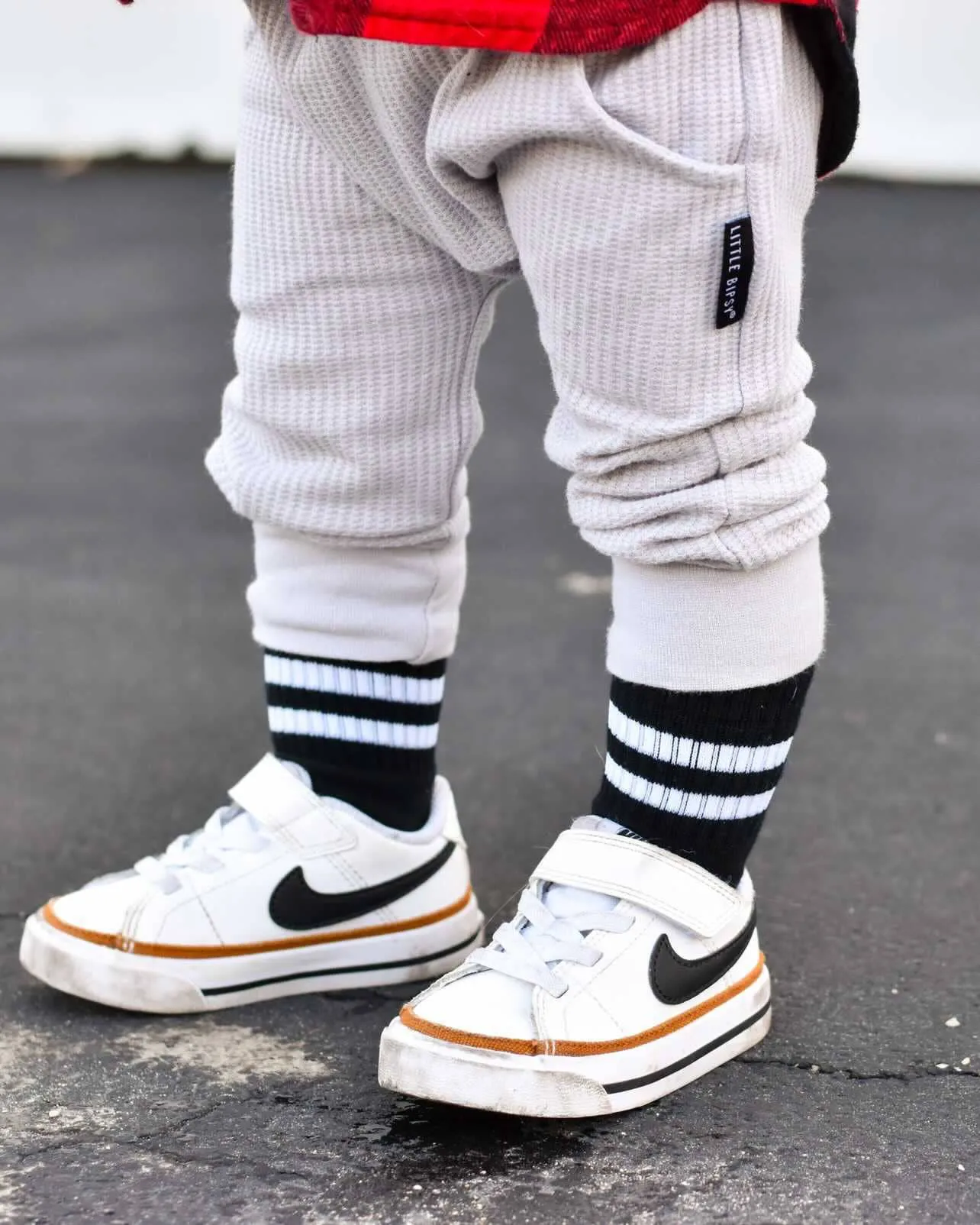 Signature Black Sock