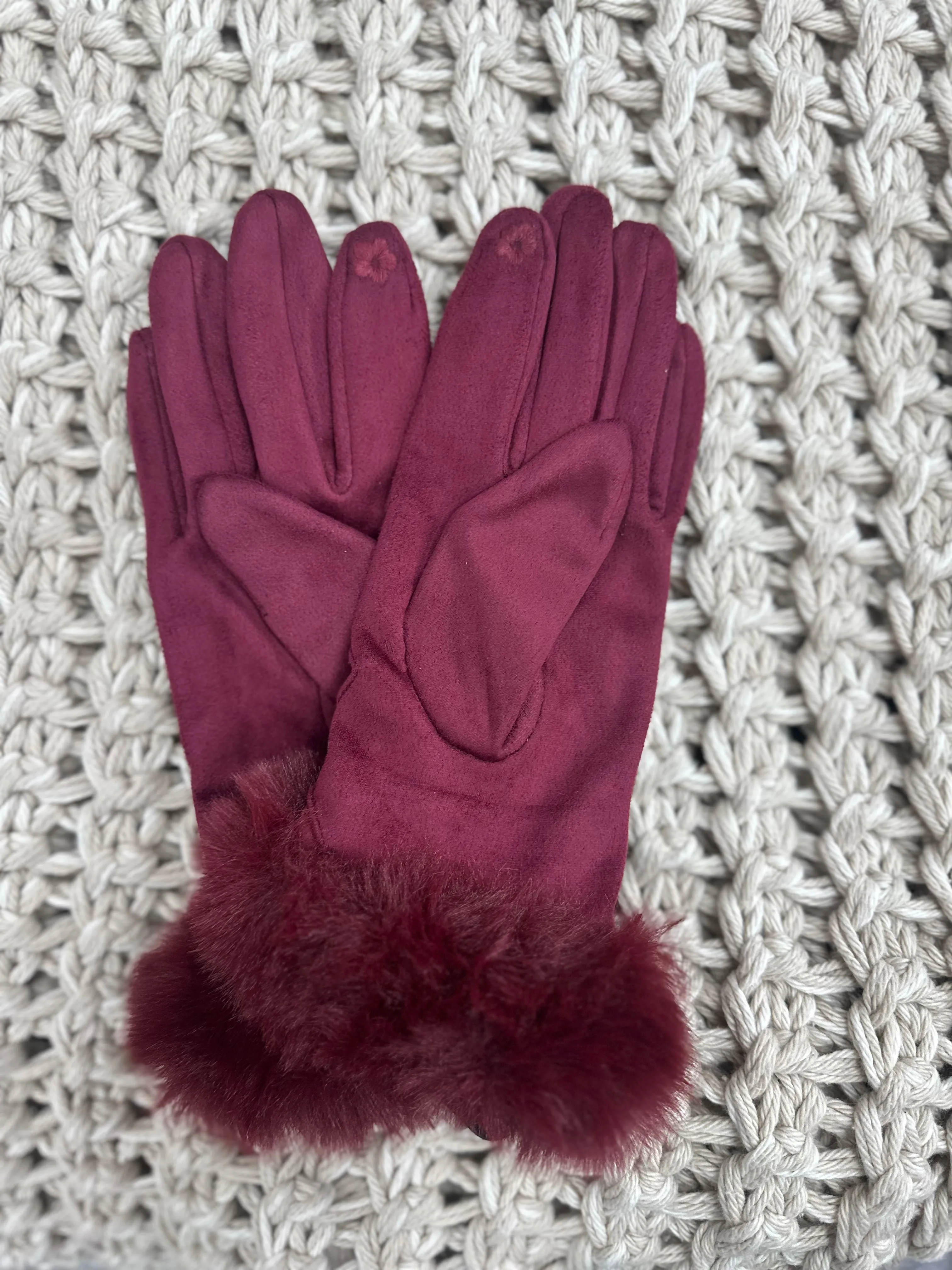Snowbunny Suede Gloves
